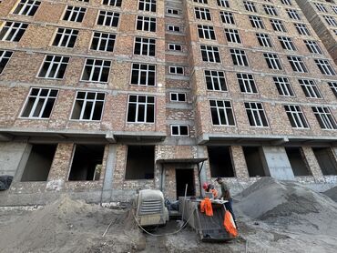 купить квартиру в бишкеке без ремонта: 3 бөлмө, 82 кв. м, Элитка, 2 кабат, ПСО (өзү оңдоп түзөтүп бүтүү үчүн)