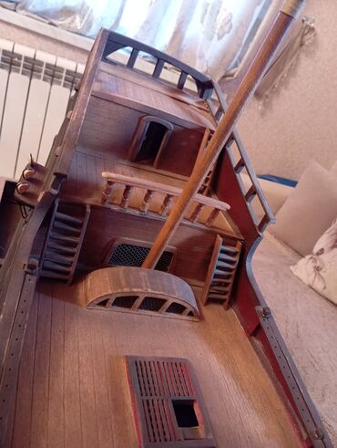 Gəmi modelləri: Taxta maket gəmi – 17-ci əsr tipli üç dirəkli yelkənli kalyon - — 7