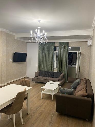 babek: Babek plazanin arxasn da yerlesen yasayis kompleksinde 2 otaq menzil — 5