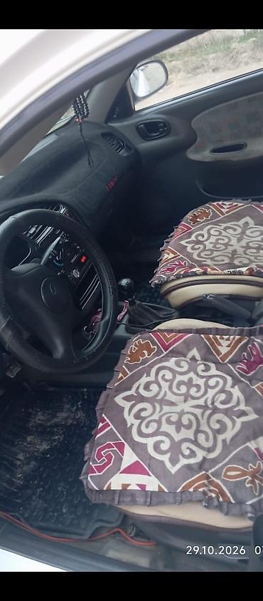 Daewoo Lanos: 1999 г., Механика, Бензин, Седан