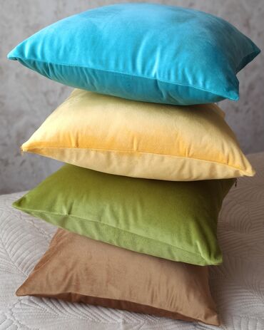 Текстиль: Декоративные подушки и наволочки, много расцветок, есть в наличии и