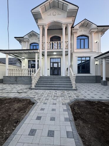 дом село арашан: Дом, 300 м², 6 комнат, Риэлтор, Евроремонт