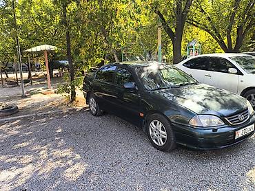 voxy noah: Toyota Avensis: 2002 г., 1.8 л, Механика, Бензин, Седан — 1