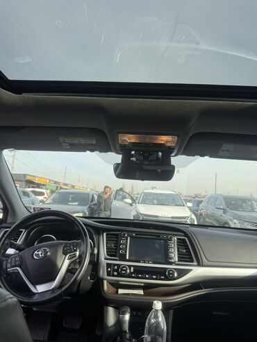 Toyota: Toyota Highlander: 2019 г., 3.5 л, Типтроник, Бензин, Кроссовер — 7