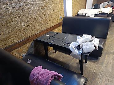 Restoran mebeli: Obyekt təmirə gedir,şəkildə olan divanlar,bəzi stollar,televizorlar — 9