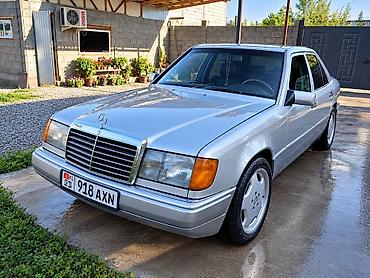 мерс 124 дверные карты: Mercedes-Benz W124: 1993 г., Механика, Бензин, Седан — 1