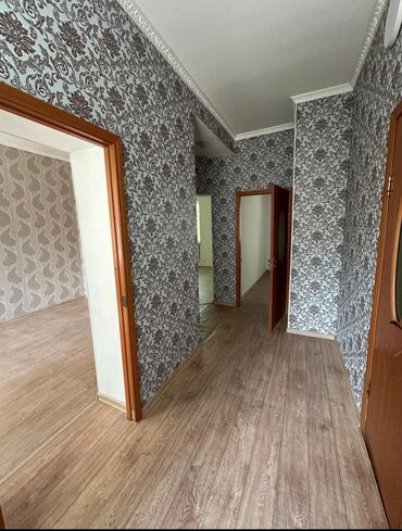 Продажа домов: 🆘Продаются 2- комнатная квартира 📍 В районе ГЭС 2 🧧 красная книга тех