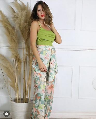 pull and bear helanke: Široke palazzo pantalone sa efektom suknje – više dezena 1550 din S M — 6