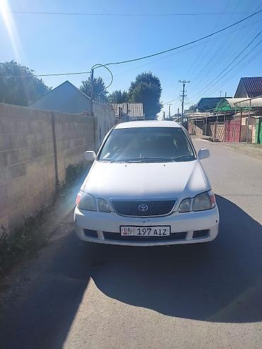 Toyota Gaia: 2002 г., 2 л, Автомат, Бензин, Минивэн