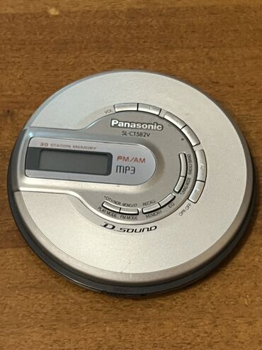 рация фуруши: Портативный CD-плеер Panasonic SL-CT582V серебристого цвета
