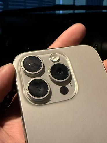 Apple iPhone: IPhone 15 Pro, Б/у, 128 ГБ, Natural Titanium, Зарядное устройство, 79 % — 3