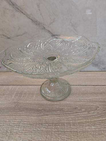 Статуэтки: Фарфоровые статуэтки времен СССР
есть сколы и другие советские вещи — 16