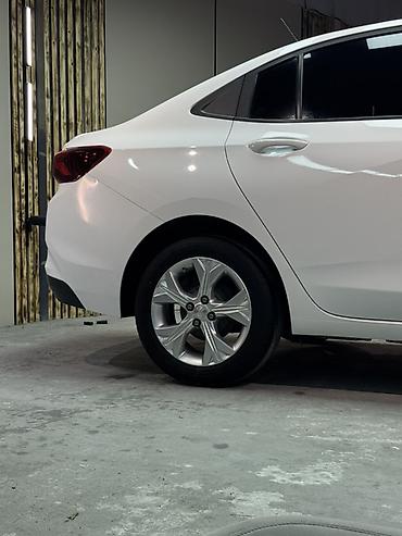 Chevrolet: Chevrolet Onix: 2020 г., 1 л, Автомат, Бензин, Седан — 4
