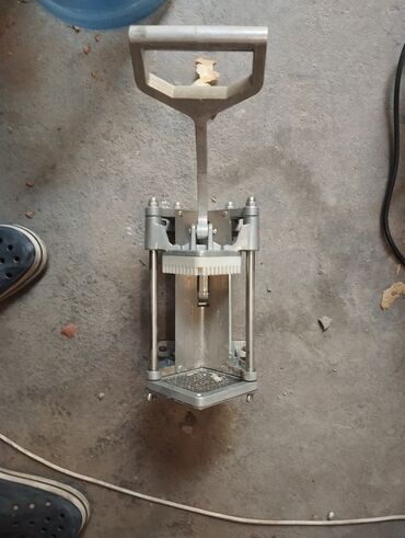 Другое оборудование для фастфудов: Продаю оборудование для Фаст фуда пользовались всего месяц !! духовка — 2