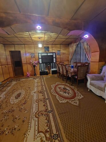 lalafo az sulutepede satilan evler: Şəmkir, 4 otaqlı, Köhnə tikili, 105 kv. m