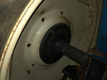 Другие тракторы: Продается японский трактор Iseki TU220, с фрезой.Техника в пути есть — 16