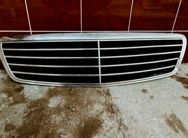 Кузовные детали: Решетка радиатора Mercedes-Benz 2003 г., Б/у, Оригинал, Германия
