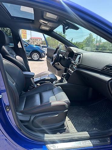 elantra 2020: Hyundai Elantra: 1.6 l | 2020 il Sedan — 6
