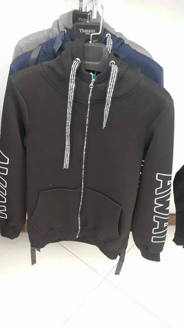 Futbolka və maykalar: Gundəlik geyimlər mağazası geniş asartmentli qadin,kişi uşaq — 15