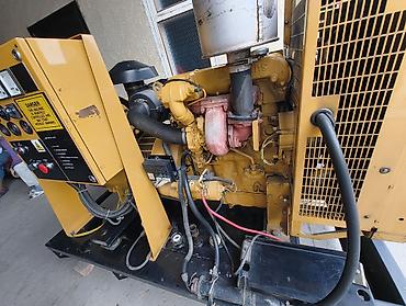 Генераторы: Дизельный генератор Caterpillar с панелью управления и автоматикой — 5