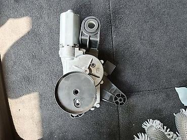 golim: MOTOR ZADNJEG BRISACA ZA BMW SERIJA 3 OD 2011. DO 2015. GOD. | — 2