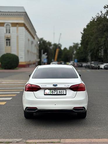 Geely: Geely Emgrand: 2018 г., Электромобиль, Седан — 5
