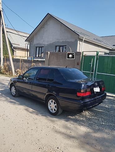 vento vento: Volkswagen Vento: 1997 г., 1.8 л, Механика, Бензин, Седан — 4