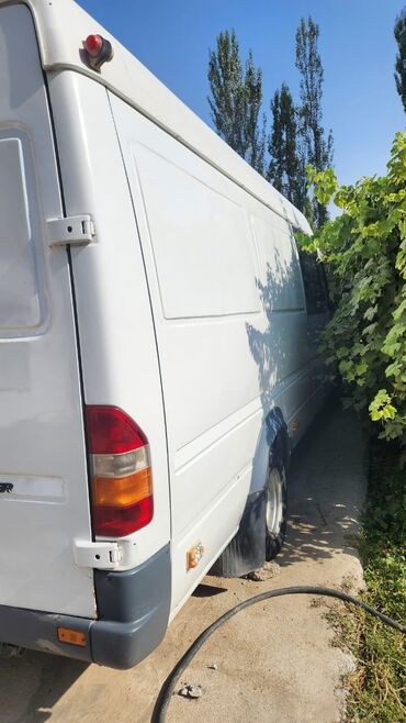автобус дом на колесах купить: Жеңил жүк ташуучу унаа, Mercedes-Benz, Колдонулган