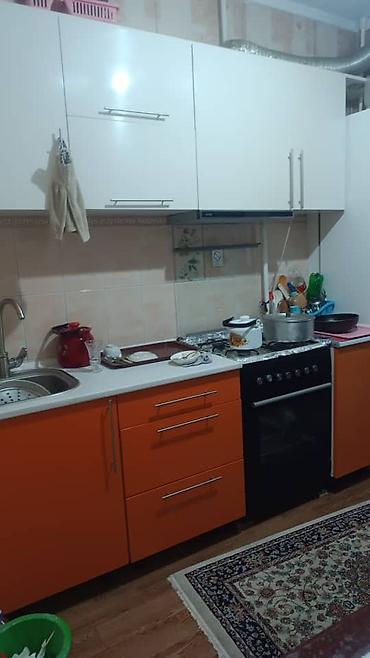105: 3 комнаты, 60 м², Аламедин-1 мкр 105 серия, 1 этаж, Старый ремонт — 3