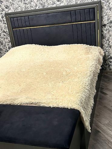 Taxt 280 azn satılır ❗ Ölçü: 180/200 sm matras var.Türkiyyənindi Heç lalafo.az -da Taxt 280 azn satılır ❗ Ölçü: 180/200 sm matras var.Türkiyyənindi Heç
