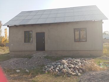 сдаю дом долгосрочно без хозяина: Үй, 77 кв. м, 3 бөлмө, Эски ремонт