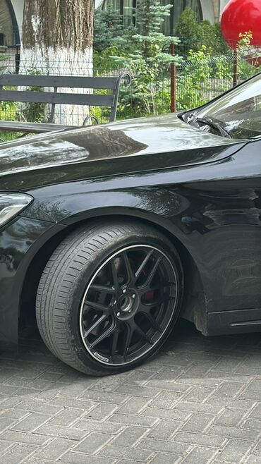 диска amg: Литые Диски R 19 AMG, Комплект, отверстий - 5, Б/у