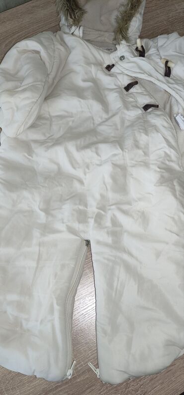 Верхняя одежда: Комбез белый2-6 месяцев теплый бодик мишки (коричневый at lalafo.kg — 2 Верхняя одежда: Комбез белый2-6 месяцев теплый бодик мишки (коричневый — 2