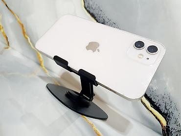 avatr 11: IPhone 12, Б/у, 64 ГБ, Белый, Защитное стекло, 75 % — 2