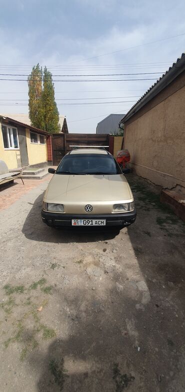 Volkswagen: Volkswagen Passat Variant: 1991 г., 1.8 л, Механика, Бензин, Универсал — 2