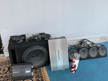 GPS naviqatorlar: Maşın üçün tam audio sistemi dəsti Dəstəyə daxildir: - Massive