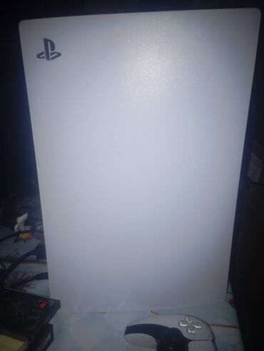 Mətbəx texnikası: PlayStation 5 satılır 800 AZN Quba erazisinde olanlar elage saxlasa