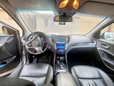 Hyundai: Hyundai Santa Fe (DM) krossover Xüsusiyyətlər: - Korpus rəngi: gümüşü — 14