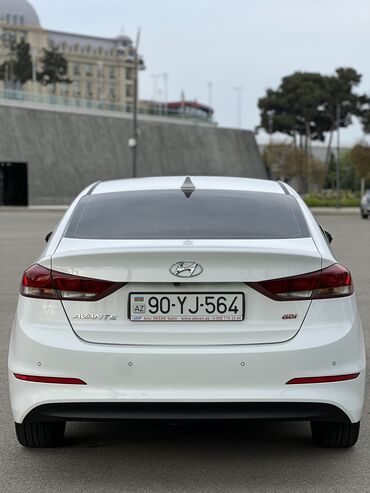 Hyundai: Hyundai Avante: 1.6 l | 2016 il Sedan — 7