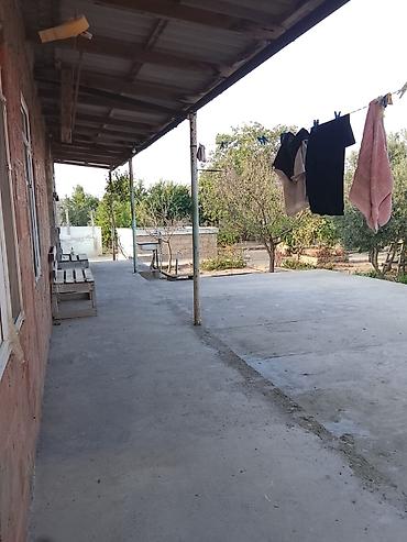 Həyət evləri və villaların satışı: 3 otaqlı, 69 kv. m, Orta təmir — 11
