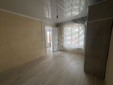 Долгосрочная аренда квартир: 2 комнаты, Собственник, С мебелью частично