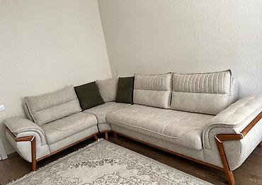 Divanlar: Kunc divan satilir 1100azn. Olcu 222sm* 312sm. Unvan Nizami Nigaz — 1