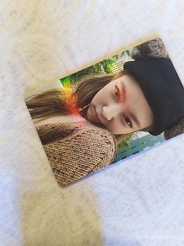 trade: Jennie lomokartı 🤍 - K-pop qrupunun rəsmi üslubunda tək fotokart - Ön — 2