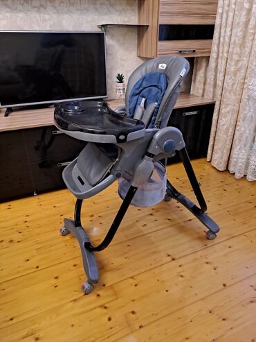 купить кепку в баку: Rəxşəndə🦋
Yemək stolu satılır. Qiymət 60 manat. Ünvan Masazır (4988)