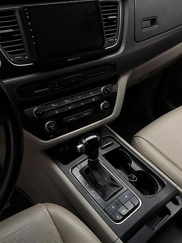 Kia: Kia Carnival: 2015 г., 2.2 л, Автомат, Дизель, Минивэн — 11