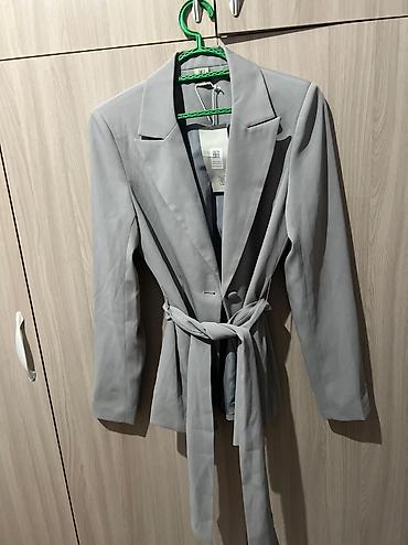 костюм женские: Женский костюм в стиле smart-casual, светло‑серый Верх XS Низ S - — 3