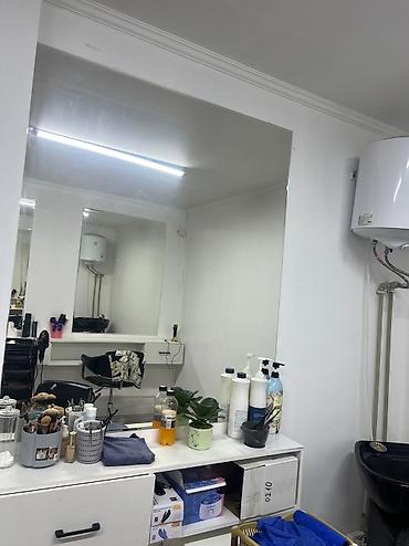 Коммерческая недвижимость: Аренда кабинетов в салонах красоты, 14 м², Для парикмахера — 2