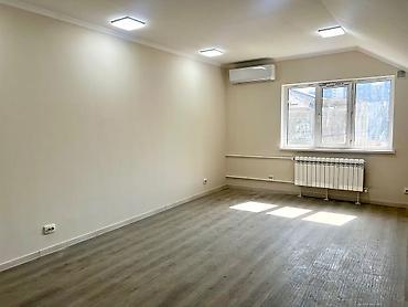 rent: Сдаю Офис 200 кв.м. в аренду в центре Бишкека: - В Золотом квадрате - — 4
