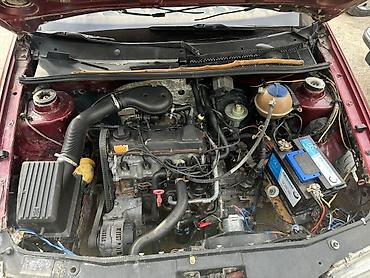 Volkswagen: Volkswagen Vento: 1993 г., 1.8 л, Механика, Бензин, Седан at lalafo.kg — 13 Volkswagen: Volkswagen Vento: 1993 г., 1.8 л, Механика, Бензин, Седан — 13