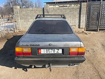 два авто: Audi 100: 1984 г., 2 л, Механика, Бензин, Седан — 7